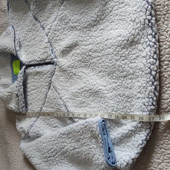Playing For Keeps Large Frosted Blue Sherpa Half Zip Pullover - Picture 4 of 16